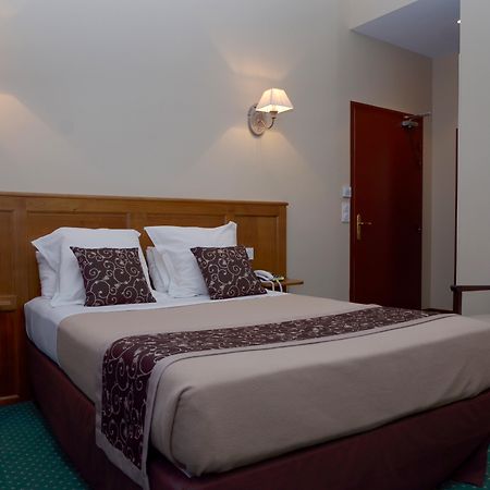 Hotel Heliot, Cosy Places By Charme & Caractere Toulouse Bagian luar foto