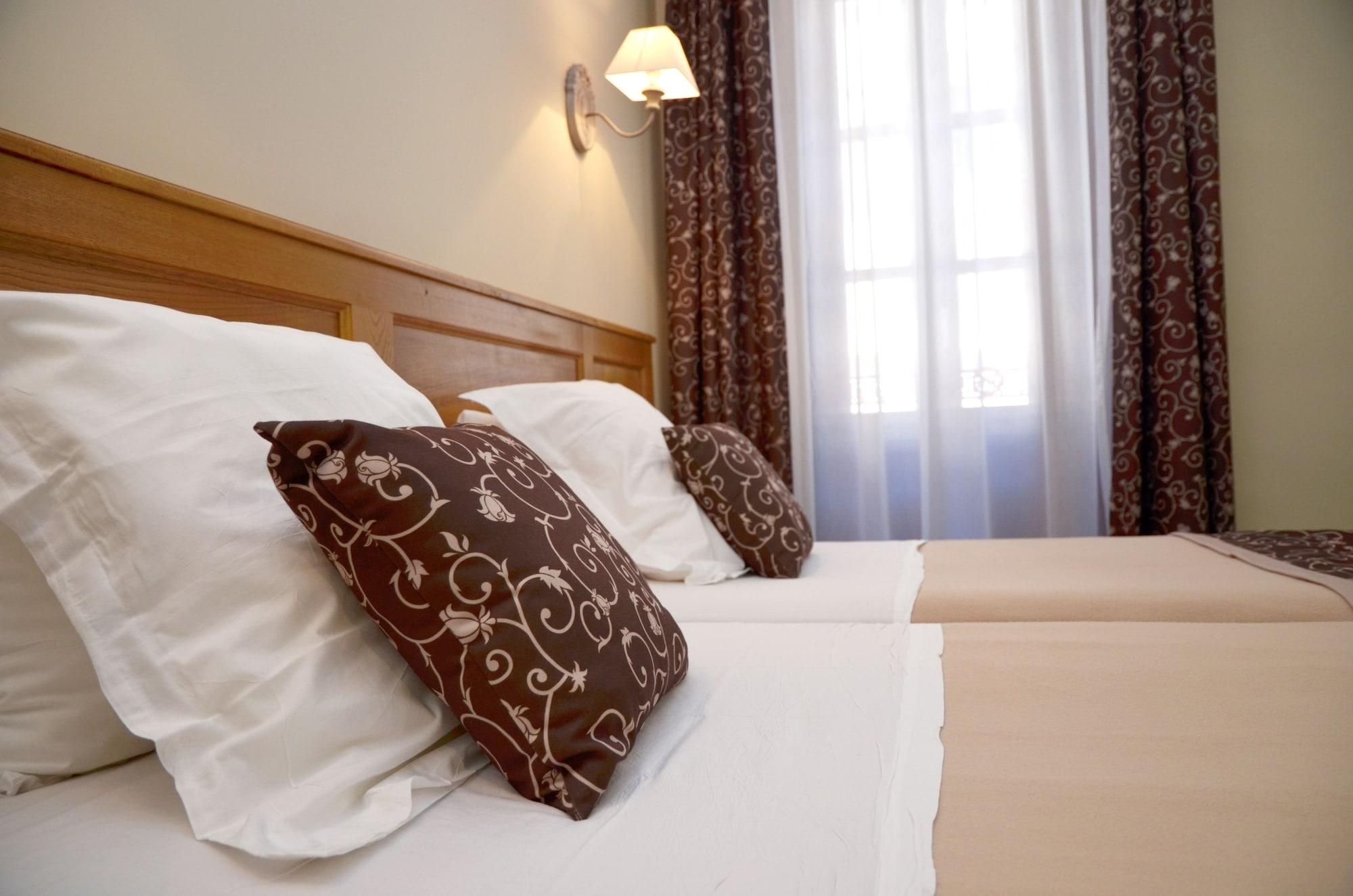 Hotel Heliot, Cosy Places By Charme & Caractere Toulouse Bagian luar foto