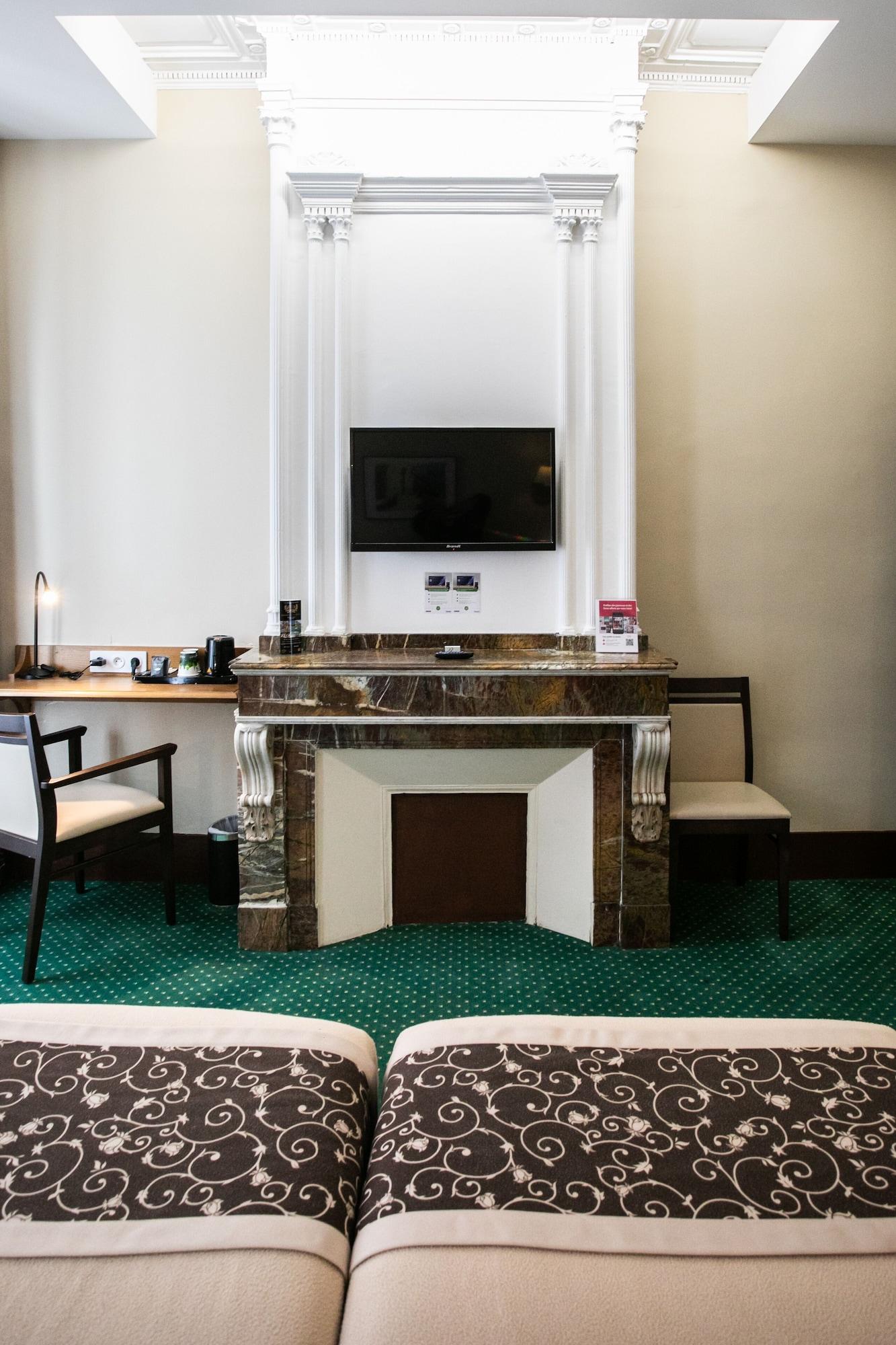 Hotel Heliot, Cosy Places By Charme & Caractere Toulouse Bagian luar foto