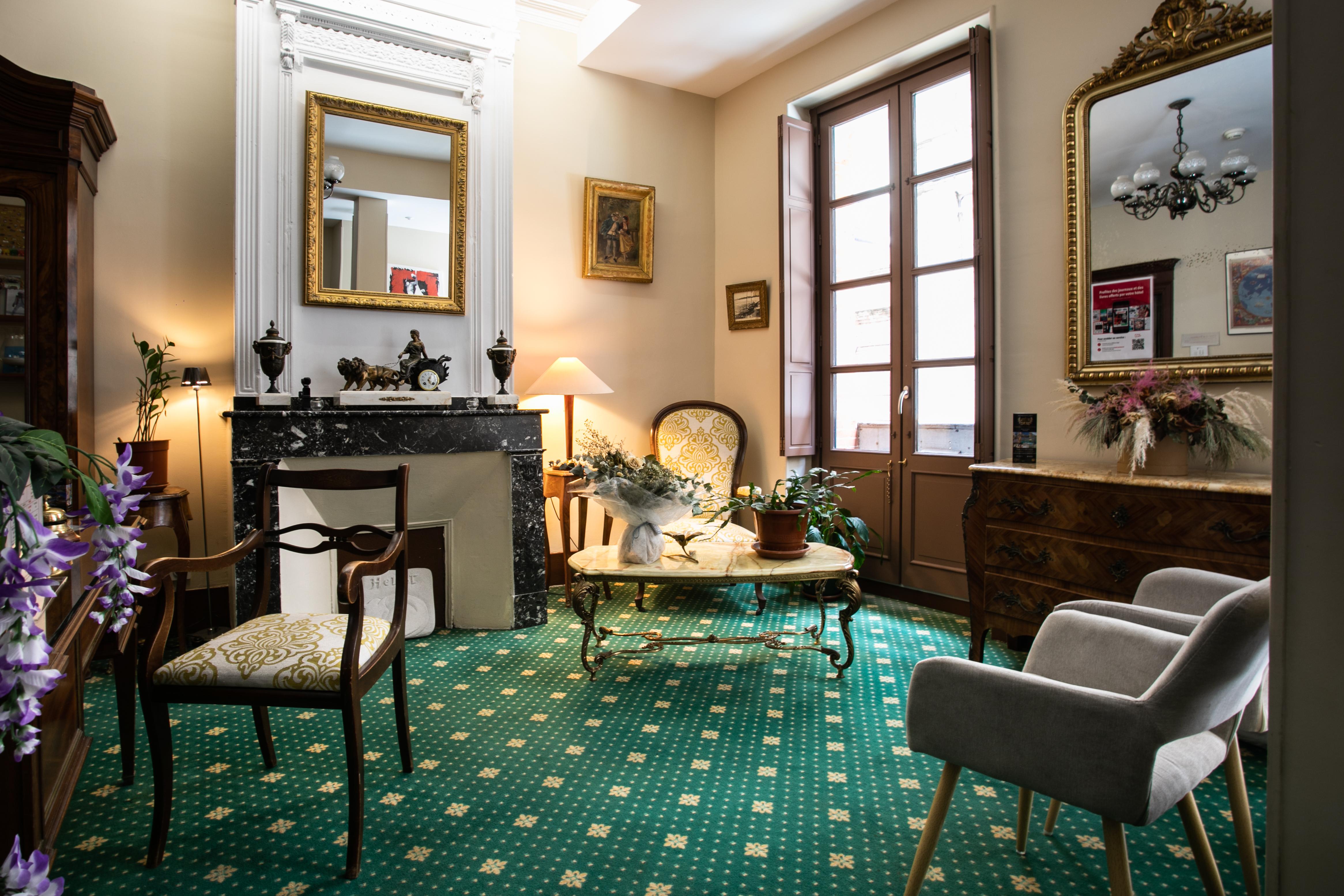 Hotel Heliot, Cosy Places By Charme & Caractere Toulouse Bagian luar foto