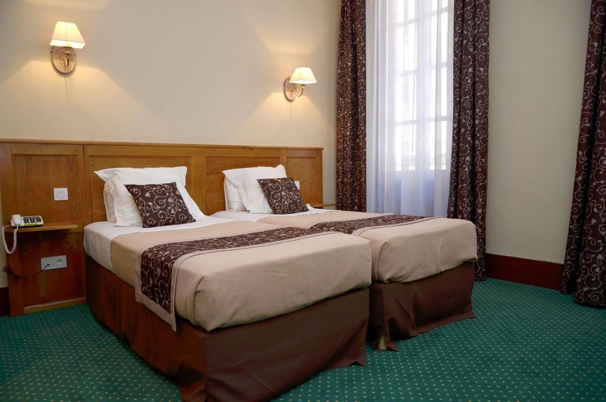 Hotel Heliot, Cosy Places By Charme & Caractere Toulouse Bagian luar foto