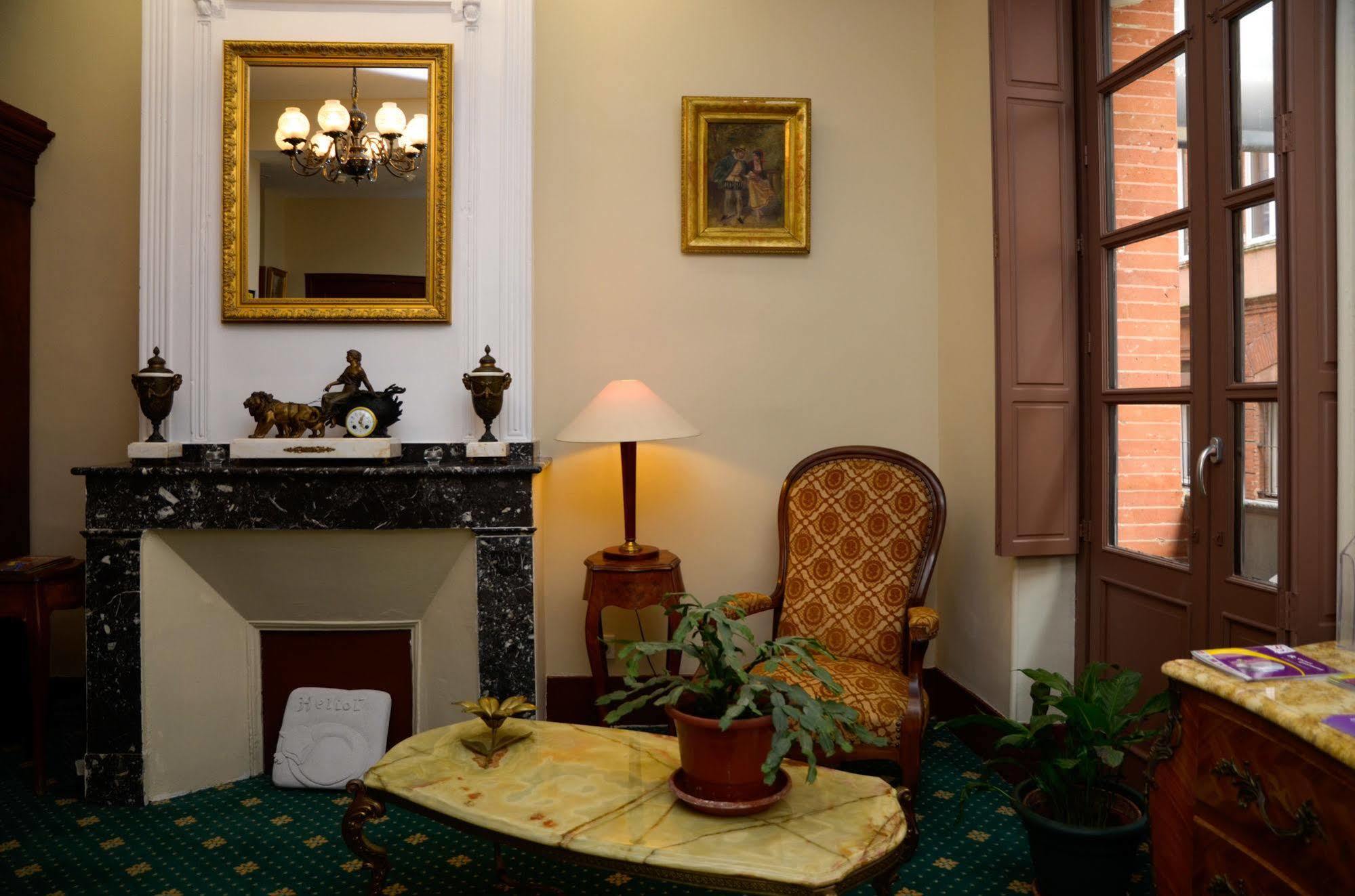 Hotel Heliot, Cosy Places By Charme & Caractere Toulouse Bagian luar foto